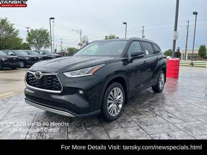 New 2025 Toyota Highlander Platinum