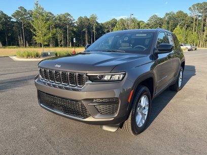 New 2025 Jeep Grand Cherokee Laredo X