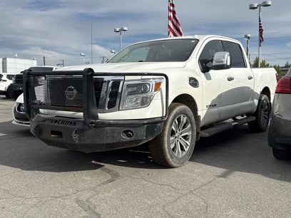 Used 2017 Nissan Titan SL w/ SL Towing Convenience Package