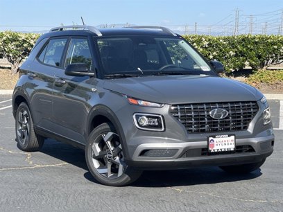 New 2025 Hyundai Venue Limited