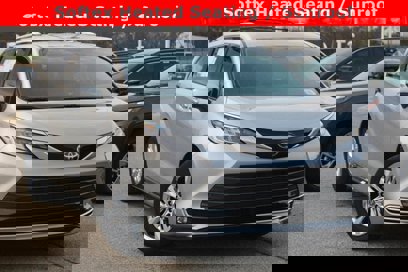 Used 2025 Toyota Sienna Limited