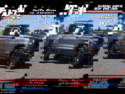 New 2025 Nissan Frontier PRO-4X w/ Pro Premium Package