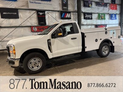 New 2025 Ford F350 XL w/ XL Chrome Package