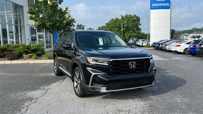 New 2025 Honda Pilot Elite