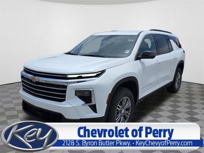New 2025 Chevrolet Traverse LT w/ Driver Confidence Package