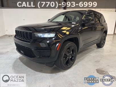 Used 2023 Jeep Grand Cherokee Altitude