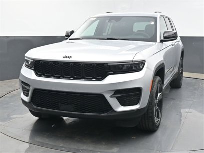New 2025 Jeep Grand Cherokee Altitude