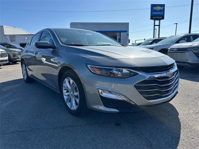 New 2025 Chevrolet Malibu LT w/ LPO, Floor Liner Package