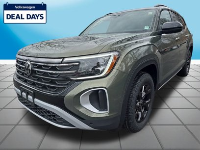 New 2025 Volkswagen Atlas Peak Edition SE