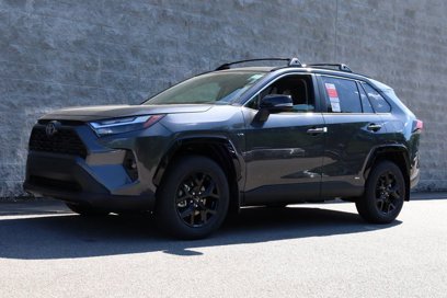 New 2025 Toyota RAV4 XLE