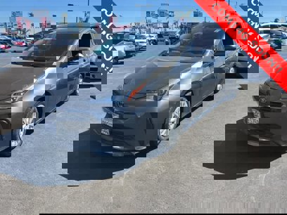 Used 2020 Toyota Prius LE