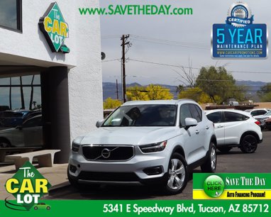 Used 2022 Volvo XC40 T4 Momentum