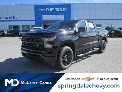 New 2025 Chevrolet Silverado 1500 Custom w/ Turbomax Blackout Package