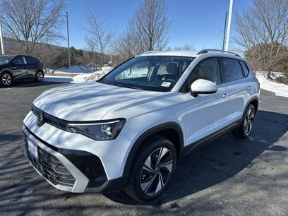 New 2025 Volkswagen Taos SE