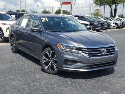 Used 2021 Volkswagen Passat 2.0T SE