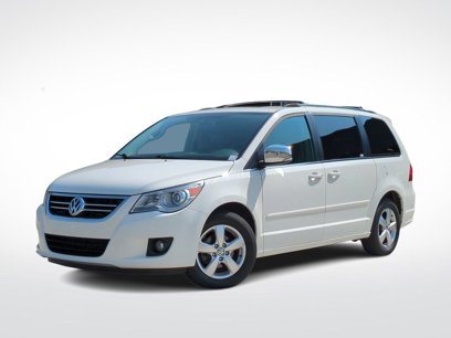 Used 2009 Volkswagen Routan SEL Premium