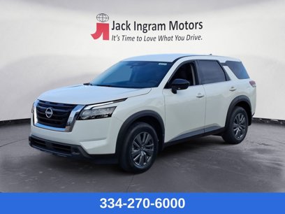 New 2025 Nissan Pathfinder S