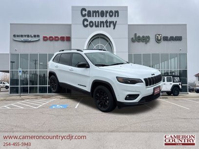 Used 2023 Jeep Cherokee Altitude Lux