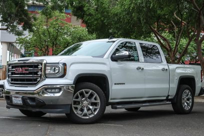 Used 2017 GMC Sierra 1500 SLT w/ SLT Premium Package