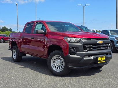 New 2025 Chevrolet Colorado W/T