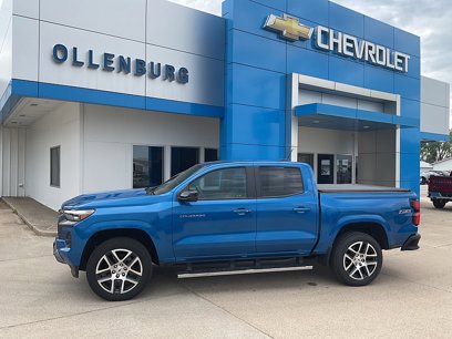 Used 2023 Chevrolet Colorado Z71 w/ Z71 Convenience Package 2