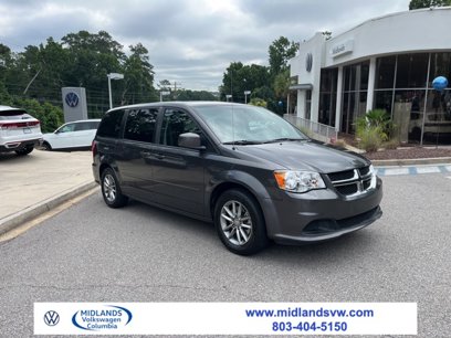 Used 2017 Dodge Grand Caravan SE