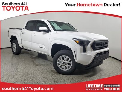 New 2024 Toyota Tacoma SR5