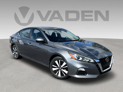 Used 2022 Nissan Altima 2.5 SV
