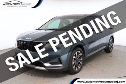 Used 2024 Kia Carnival EX
