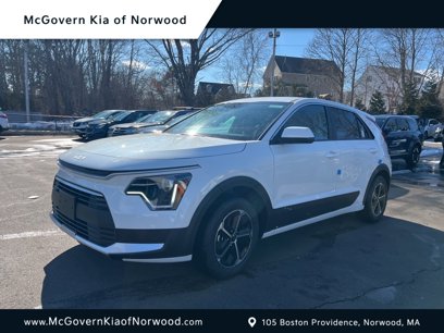 New 2025 Kia Niro LX