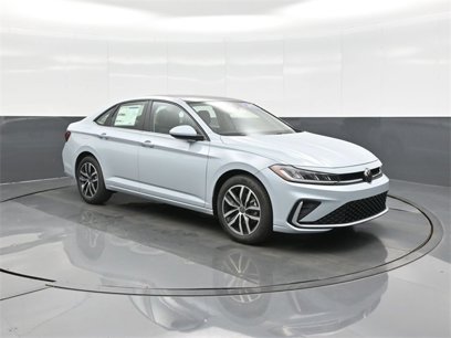New 2025 Volkswagen Jetta SE
