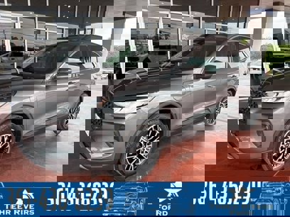 New 2025 Ford Escape SE