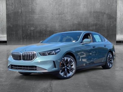New 2025 BMW i5 eDrive40i w/ Premium Package
