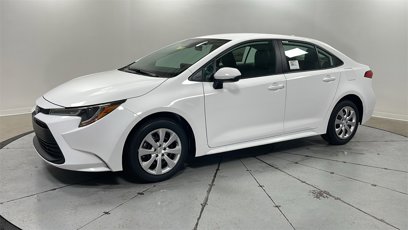 New 2025 Toyota Corolla LE