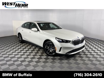 New 2026 BMW 530i xDrive w/ Premium Package