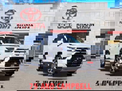 Used 2024 Toyota Grand Highlander FWD