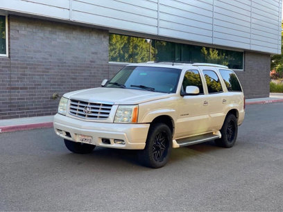 Used 2002 Cadillac Escalade AWD