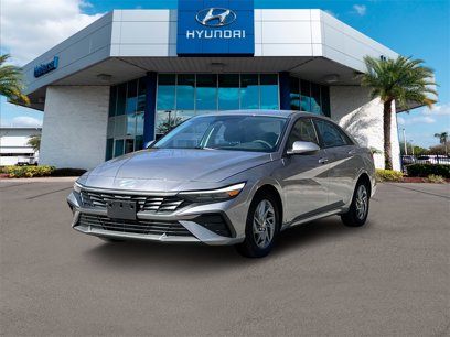 New 2025 Hyundai Elantra Blue