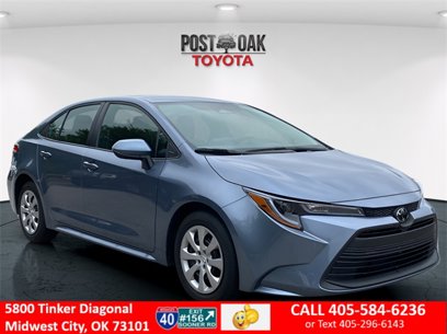 Used 2025 Toyota Corolla LE w/ Convenience Package