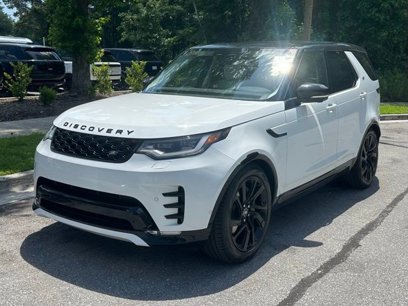 New 2025 Land Rover Discovery Dynamic SE