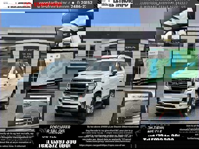 Used 2022 GMC Yukon SLT w/ SLT Premium Package