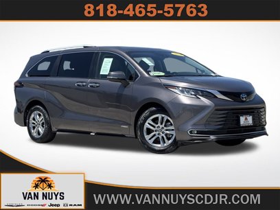 Used 2021 Toyota Sienna Limited