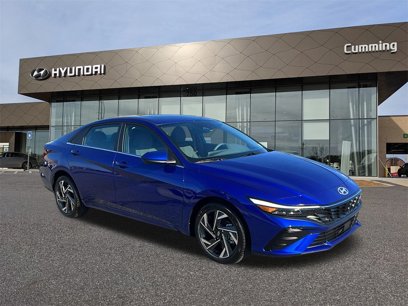New 2025 Hyundai Elantra SEL
