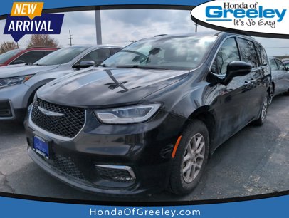Used 2022 Chrysler Pacifica Touring-L