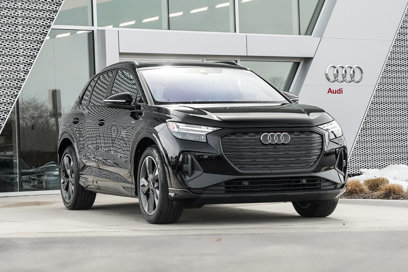 New 2025 Audi Q4 e-tron Prestige