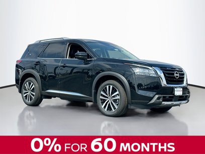 New 2025 Nissan Pathfinder Platinum w/ Cargo Package
