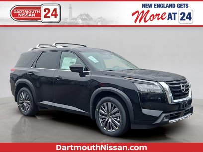 New 2025 Nissan Pathfinder SL w/ SL Premium Package