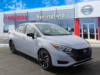 New 2025 Nissan Versa SR w/ Trunk Package