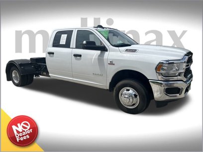 Used 2022 RAM 3500 Tradesman w/ Chrome Appearance Group