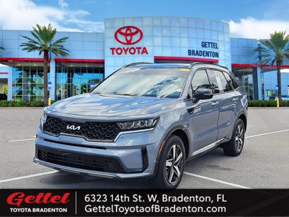 Used 2023 Kia Sorento S w/ Panoramic Sunroof Package
